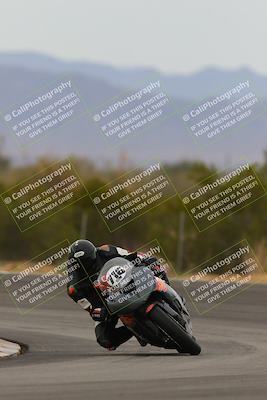 media/Jan-15-2023-SoCal Trackdays (Sun) [[c1237a034a]]/Turn 3 (1115am)/